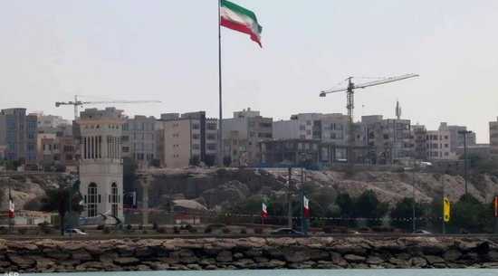سماع دويّ انفجار قرب جزيرة قشم الإيرانية