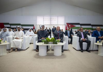 ملك الأردن وولي عهد أبوظبي يشهدان مراسم تدشين مشروع سكة حديد استراتيجي