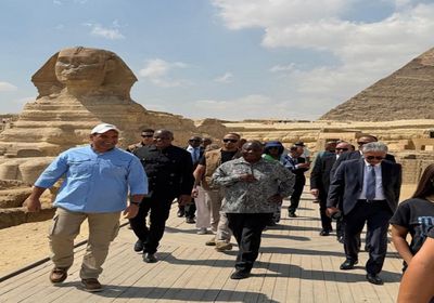 رئيس جنوب إفريقيا يزور المتحف المصري الكبير وأهرامات الجيزة