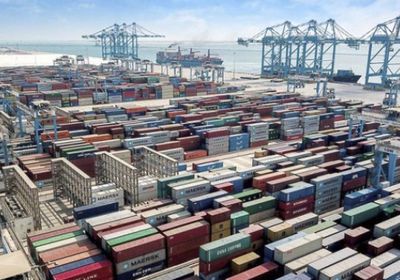 تراجع التجارة الخارجية غير النفطية لأبوظبي بنسبة 22%