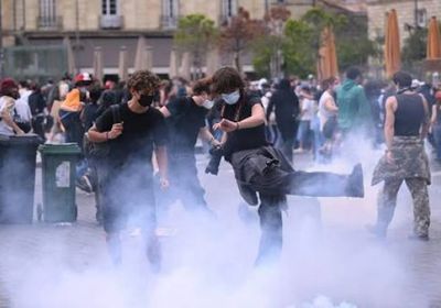 فرنسا تعلق استخدام القنابل الصوتية ضد المشاركين في الاحتجاجات الطالبية