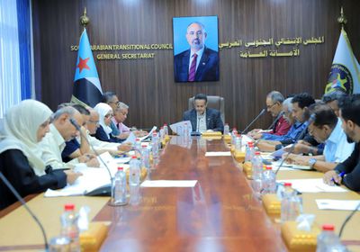 الانتقالي يبحث تحضيرات مليونية التعبئة ويندد بتجاوزات قوات الطوارئ