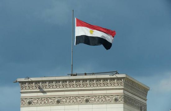 مصر تدين الاعتداءات على مطارين في السعودية 