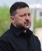 زيلينسكي يتهم أمريكا بالتراخي ومقتل أكثر من 70 بضربات روسية