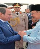 رئيس وزراء ماليزيا يستقبل الرئيس السيسي في كوالالمبور