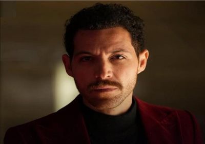 الفنان محمود حجازي يعلن وفاة والده