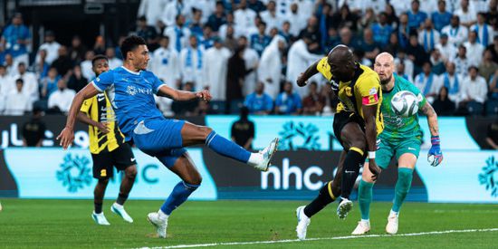 الهلال يحسم الكلاسيكو أمام الاتحاد بفوز مثير بدوري روشن 