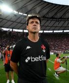 كورينثيانز المتعثر يعين سيدورف مدربًا للفريق