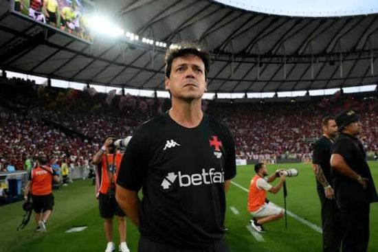 كورينثيانز المتعثر يعين سيدورف مدربًا للفريق