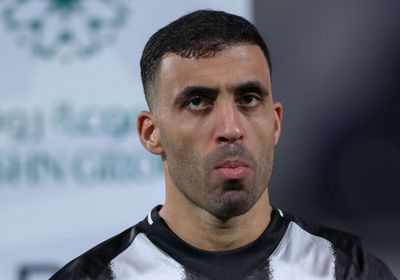 الشباب السعودي يسخر من عبدالرزاق حمدالله بهذه الرسالة