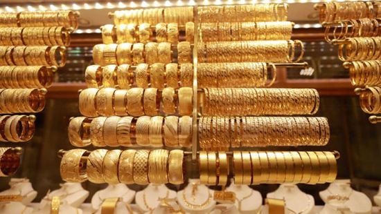 انخفاض أسعار الذهب بظل ترقب بيانات التضخم الأمريكية