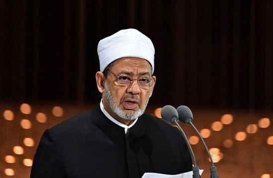 الأزهر يندد باستهداف مطار الرياض والمعتمرين