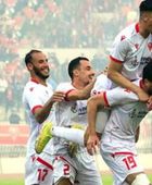 وهران يعود بفوز ثمين من ملعب بسكرة وتعادل مولودية الجزائر