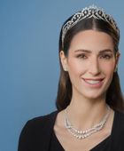 الأميرة رجوة الحسين تخطف الأنظار بفستان كحلي في احتفال أردني