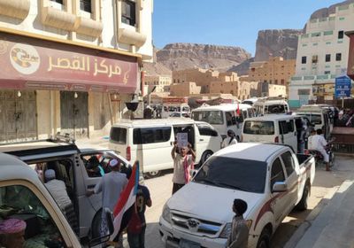 موكب أبناء القطن ينطلق نحو سيئون للمشاركة في مليونية التعبئة