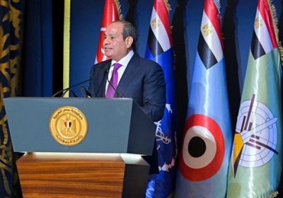 الرئيس السيسي للمصريين: &laquo;حصنوا بلدكم ضد المؤامرة وتمسكوا بوطنكم&raquo;