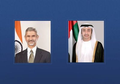عبدالله بن زايد يستقبل وزير خارجية الهند في أبوظبي