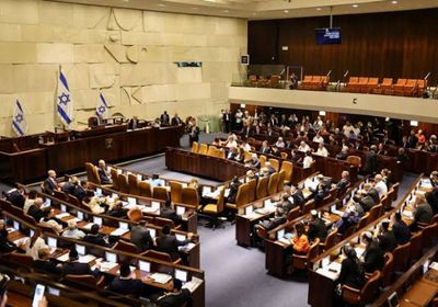 الإسرائيليون بالخارج يبدأون التصويت بانتخابات الكنيست 