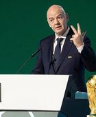 إنفانتينو يعتذر لمجلس "فيفا" بعد أزمة بيع حقوق كأس العالم