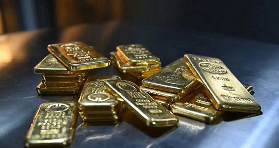 ارتفاع الذهب والفضة عند التسوية رغم تسجيل خسائر أسبوعية