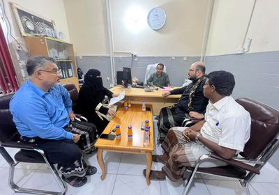 الجفري يزور مركز نقل الدم بحضرموت لمساندة جرحى العدوان الحوثي بشبوة