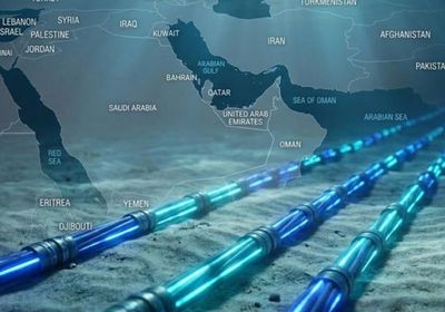 إيران تهدد باستهداف 7 كابلات إنترنت تمر تحت "هرمز"