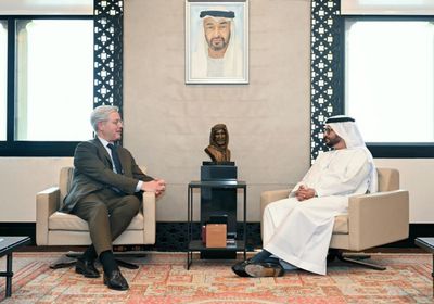 قرقاش يلتقي وفداً من البرلمان الاتحادي الألماني