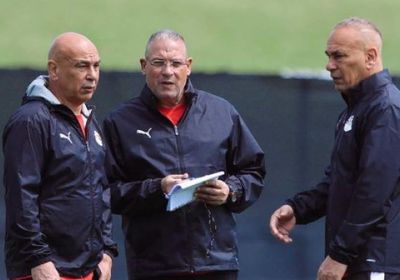 بعد إيقاف التوأم.. طارق سليمان يتولى قيادة منتخب مصر