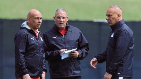 بعد إيقاف التوأم.. طارق سليمان يتولى قيادة منتخب مصر