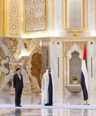 الشيخ محمد بن زايد ورئيس وزراء سنغافورة يبحثان تعزيز الشراكة الشامل