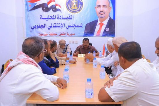 انتقالي القطن يدين الضربات الحوثية على معسكر العلم ومطاري عدن والريان 