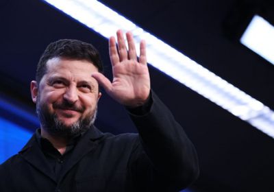 زيلينسكي يعلن استعداده لتجميد خطوط المواجهة مع روسيا 