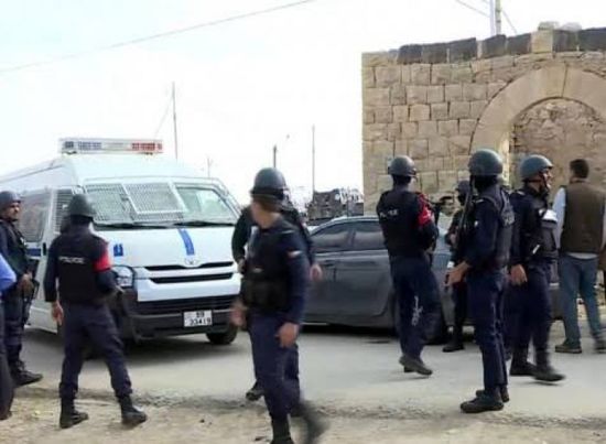 سبعة قتلى على الأقل في إطلاق نار داخل كنسية في الكرك بالأردن