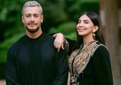 زوجة سعد لمجرد برسالة مؤثرة: الوفاء يظهر عندما يدير العالم ظهره