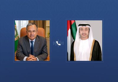 عبدالله بن زايد وأمين عام الجامعة العربية يبحثان هاتفياً التطورات الإقليمية