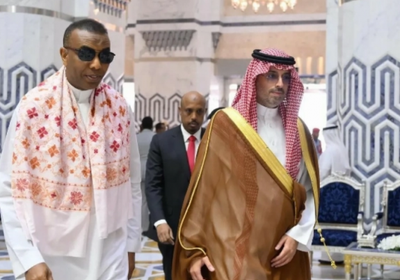 رئيس الوزراء الصومالي يصل إلى جدة