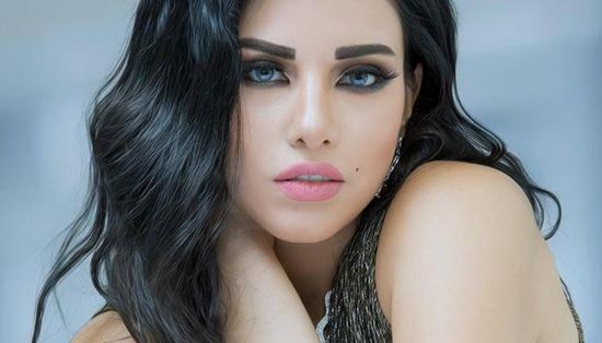 مروة نصر تتهم موزعا موسيقيا بالاستيلاء على أموالها وتستنجد بمصطفى كامل