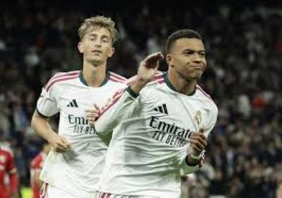 ثنائية مبابي تقود ريال مدريد لهزيمة برشلونة