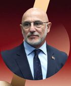 لا فوينتي أفضل مدرب في العالم لعام 2026