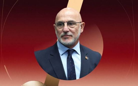 لا فوينتي أفضل مدرب في العالم لعام 2026