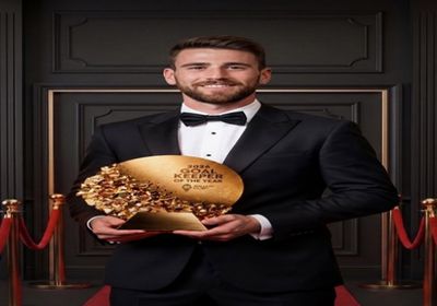 سيمون يحصد جائزة أفضل حارس مرمى في العالم