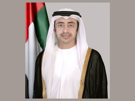 عبدالله بن زايد ووزير خارجية كازاخستان يبحثان هاتفياً التطورات الإقليمية