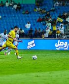 الخليج يسجل هدفين في دقيقتين ليهزم الحزم 4-2 بالدوري السعودي