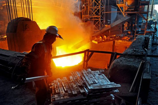 أسعار الحديد تتجاوز 91 دولاراً للطن وتسجل مكاسب بـ 1.5%