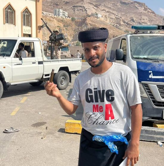 قوات عسكرية تطلق الرصاص على مواطنين في مدينة المكلا